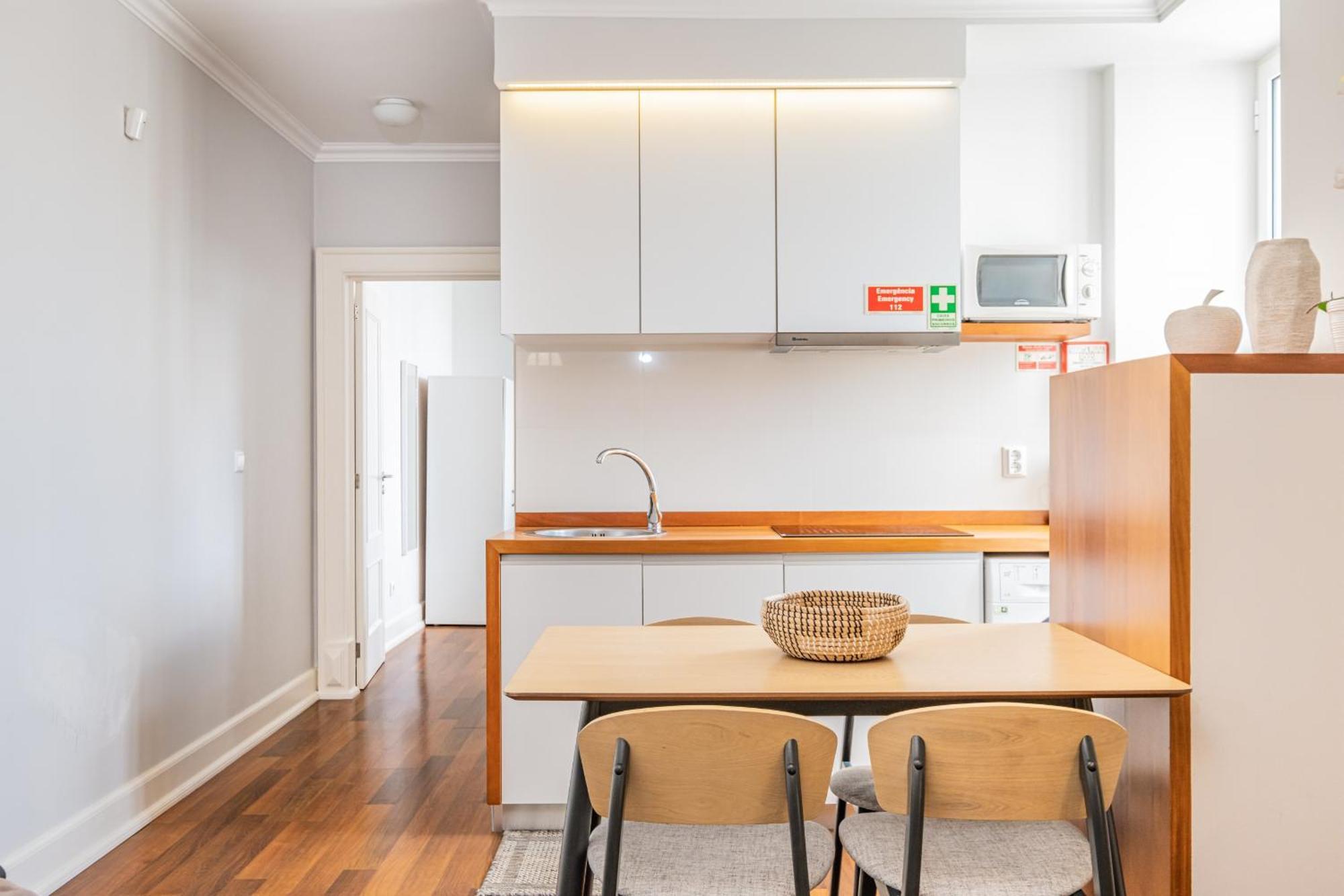 Hillside - By Wehost Apartment *