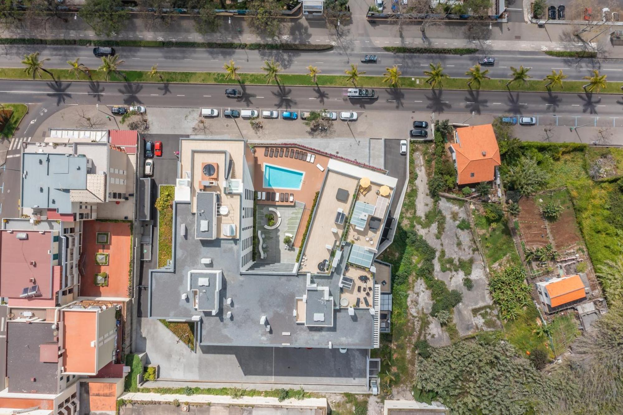 Skyview Penthouse By Mhm * Funchal (Madeira)