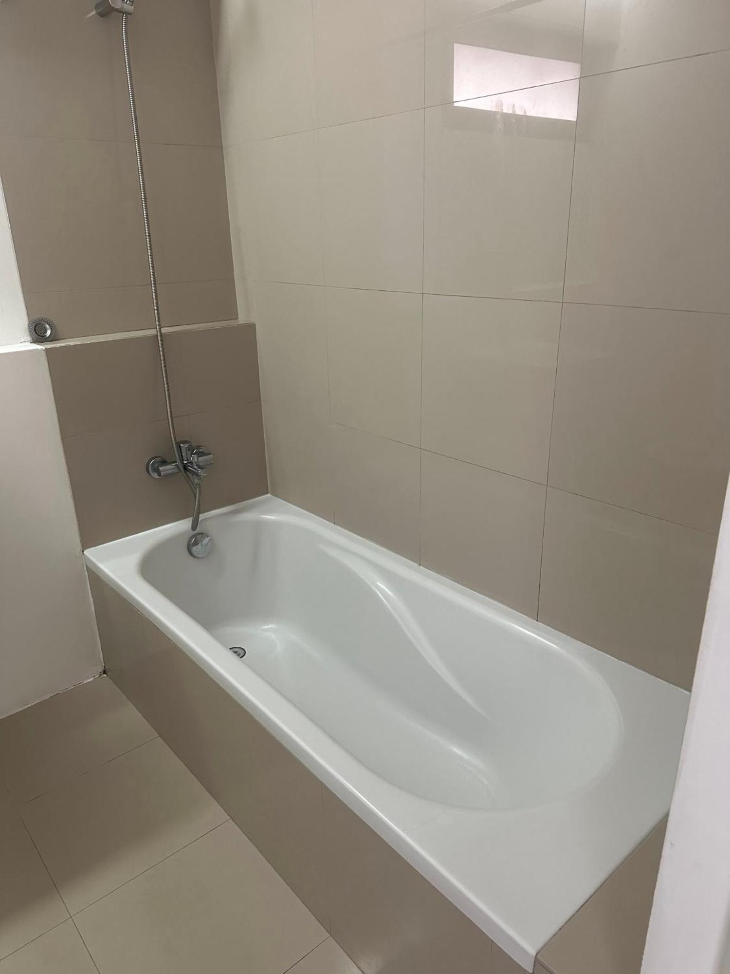 Apartamento Suspenso Madeira