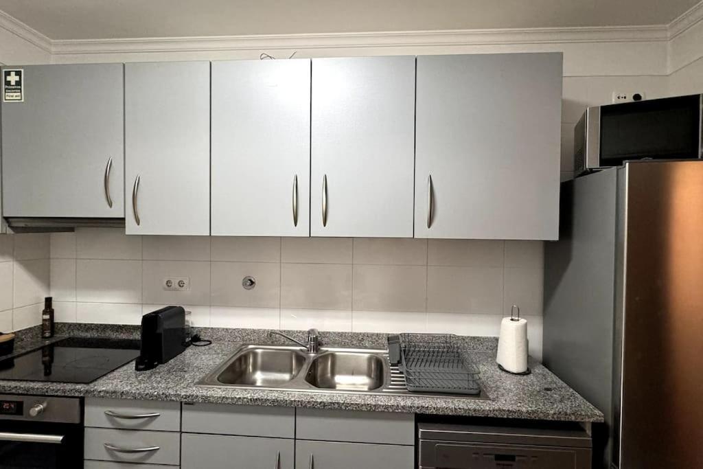 Apartment By The Sea Iv - Cosy Flat Funchal (Madeira)