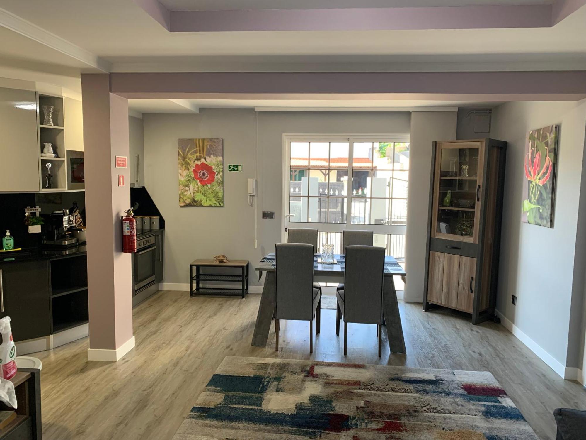Beautiful 1-bed In Madeira Apartment Funchal (Madeira)