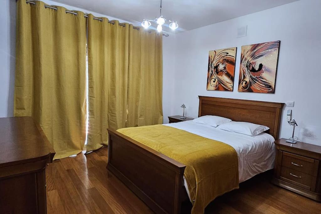 Apartment Vista Mar - Ac, Pool & Gym Funchal (Madeira)