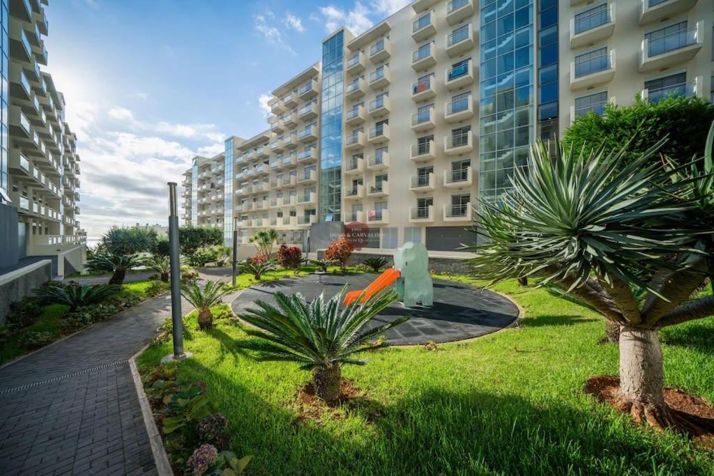 Vista Mar - Ac, Pool & Gym Apartment Funchal (Madeira)