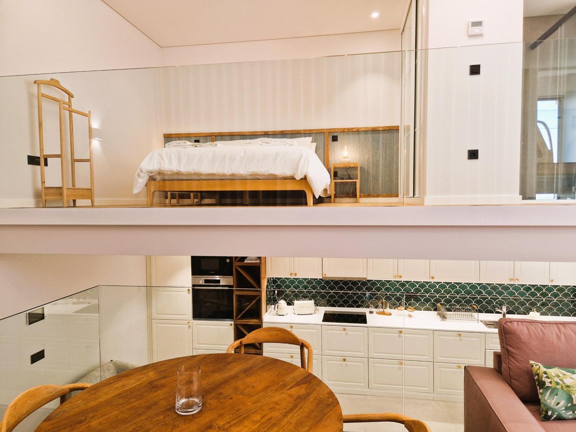 Shell Living - Infinity Loft * Funchal (Madeira)