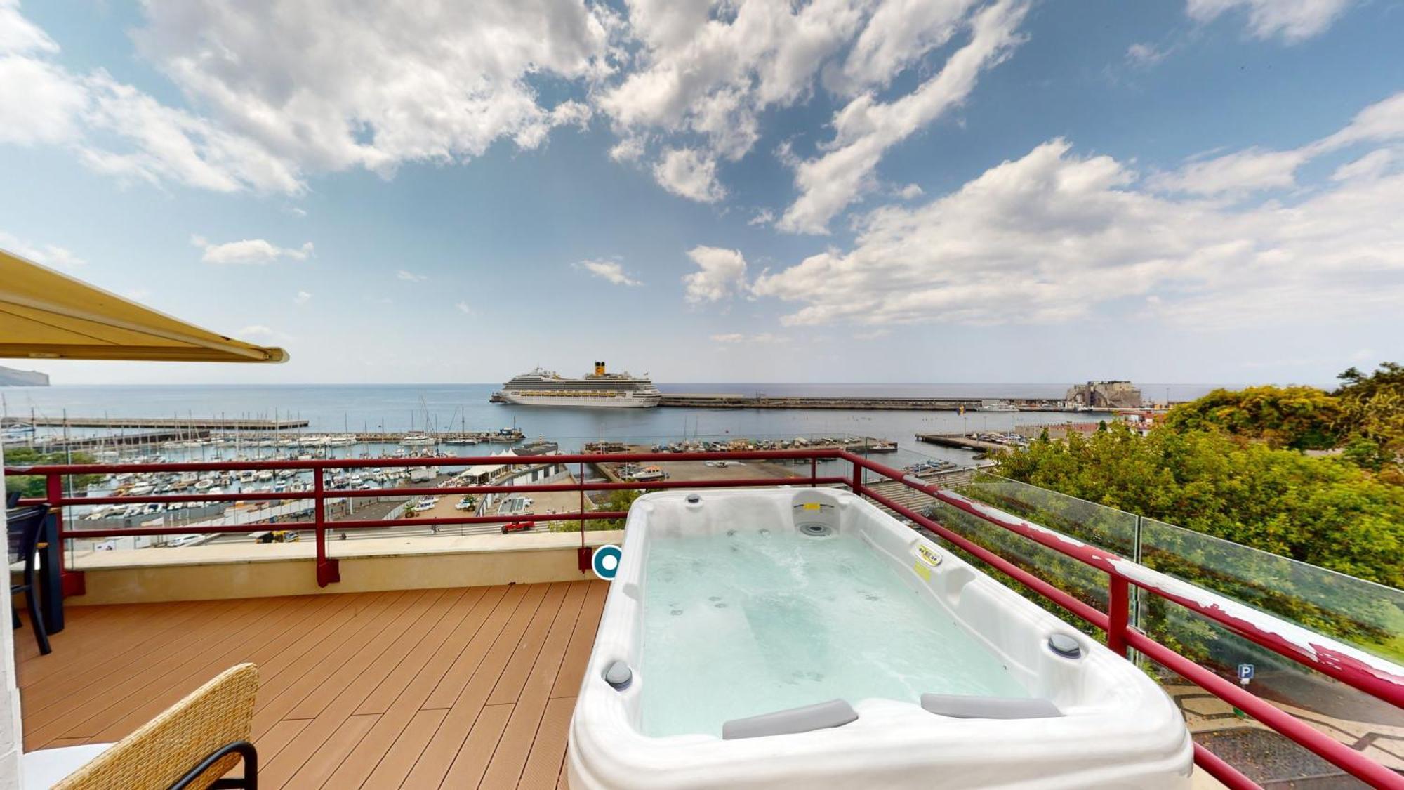 Rooftop Marina L By Madeira Apartment Funchal (Madeira)