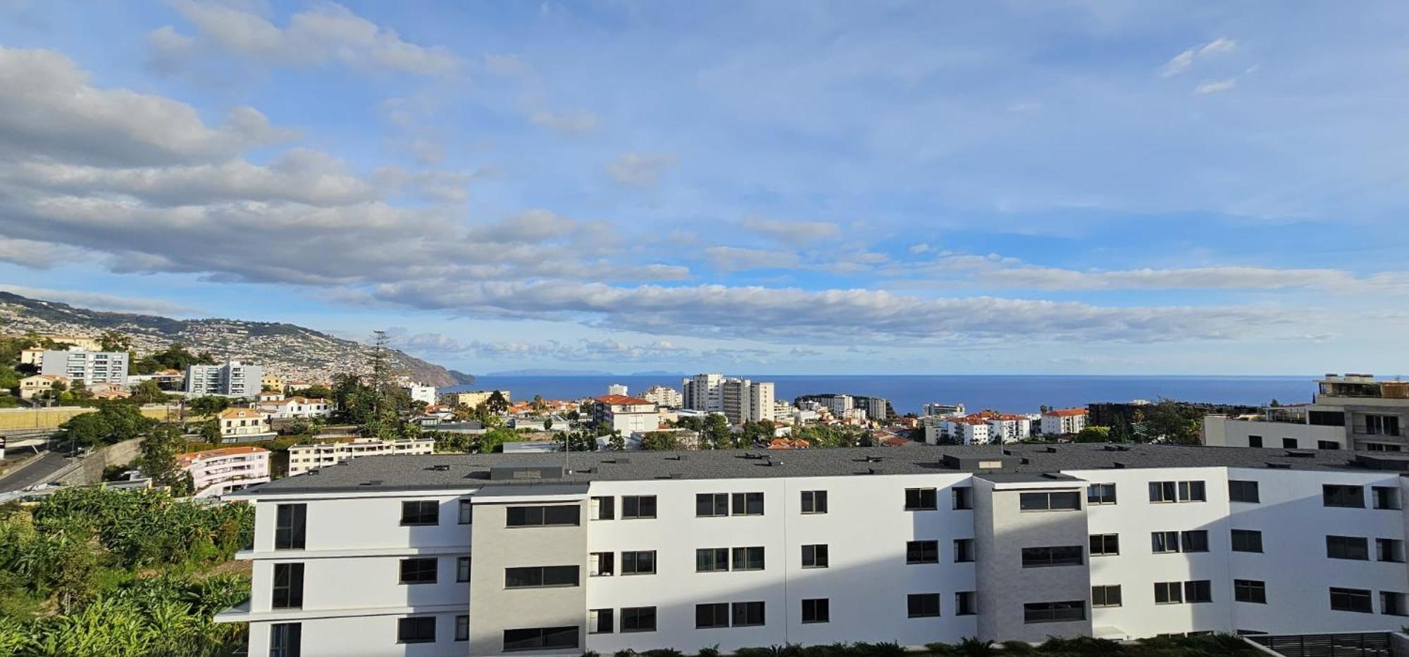 Apartamento Vista Mar - Ac, Parking And Pool Funchal (Madeira)