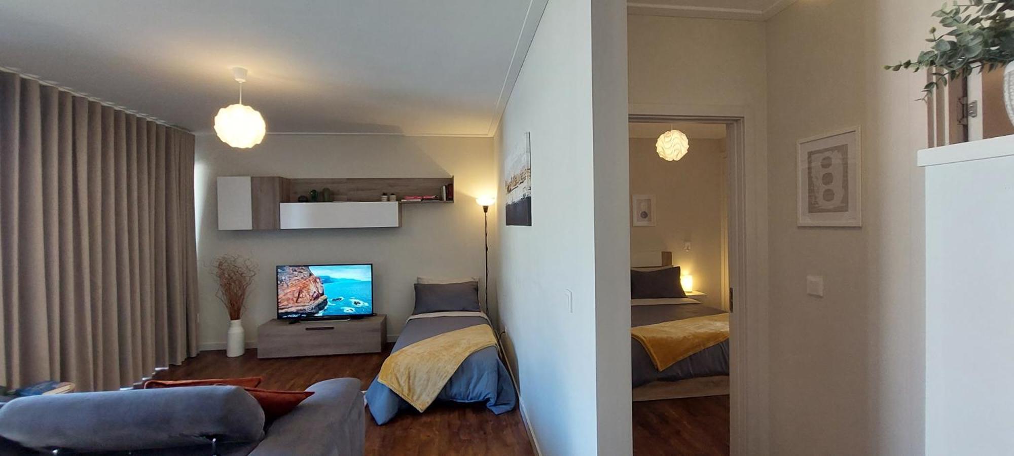 Apartment Highrise Madalenas