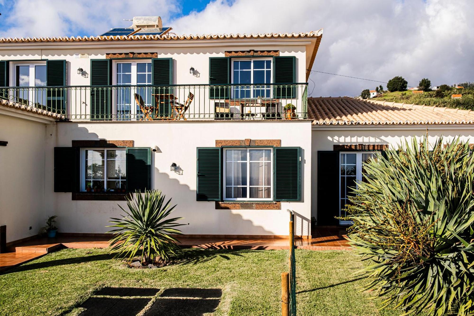 Namaste House Ii *