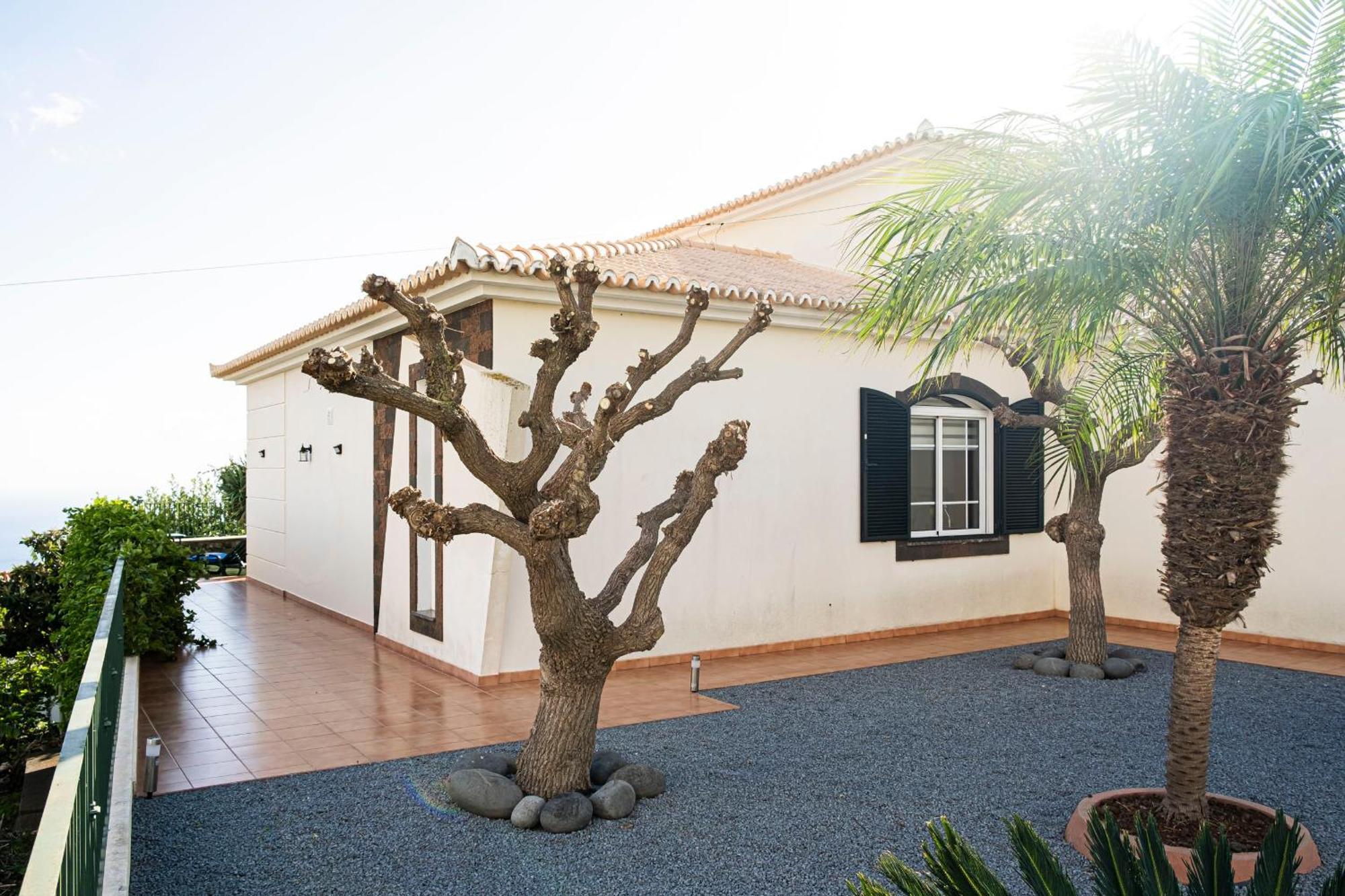 Namaste House Ii *