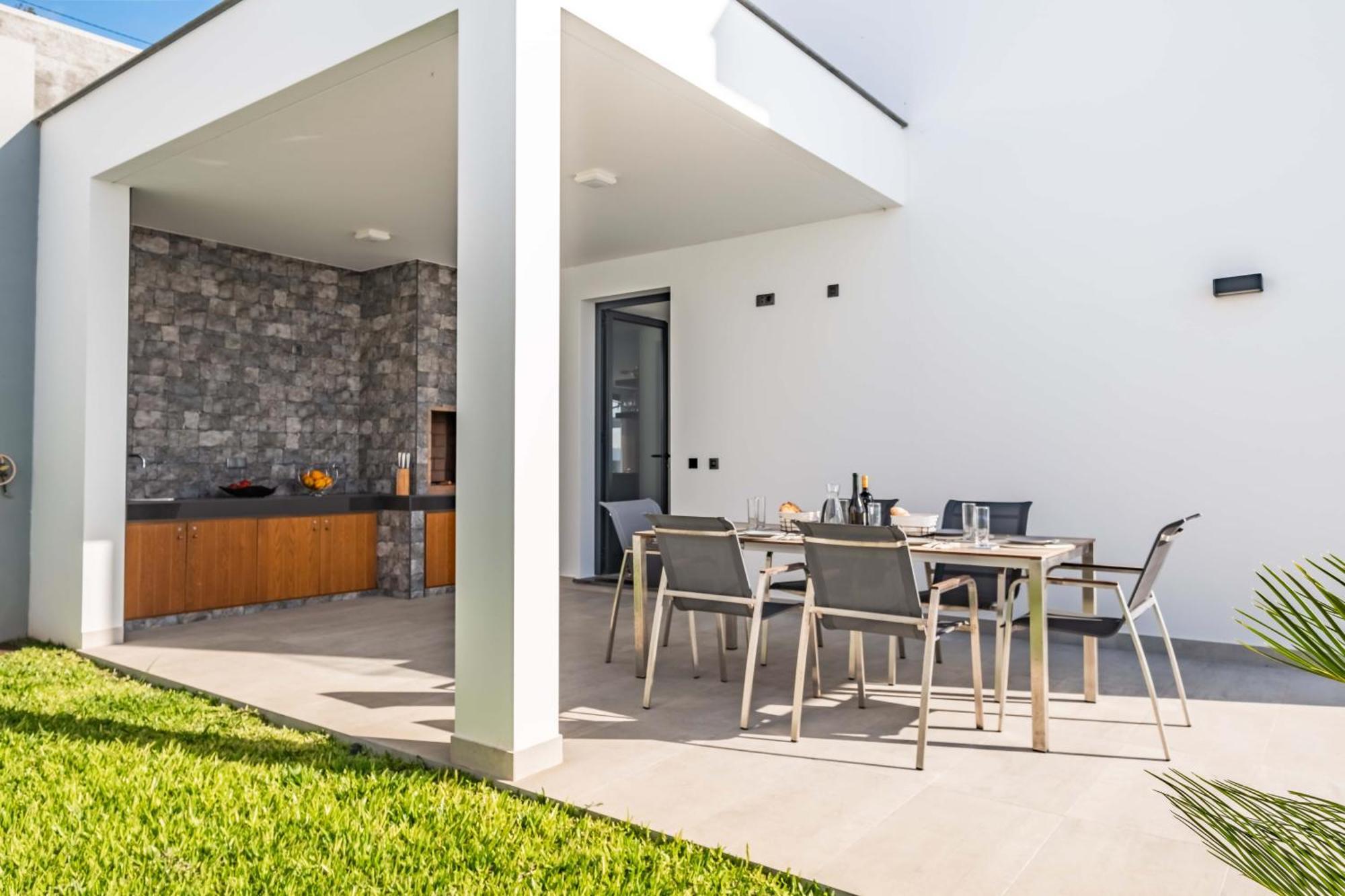 Villa Boa Nova By Lovelystay