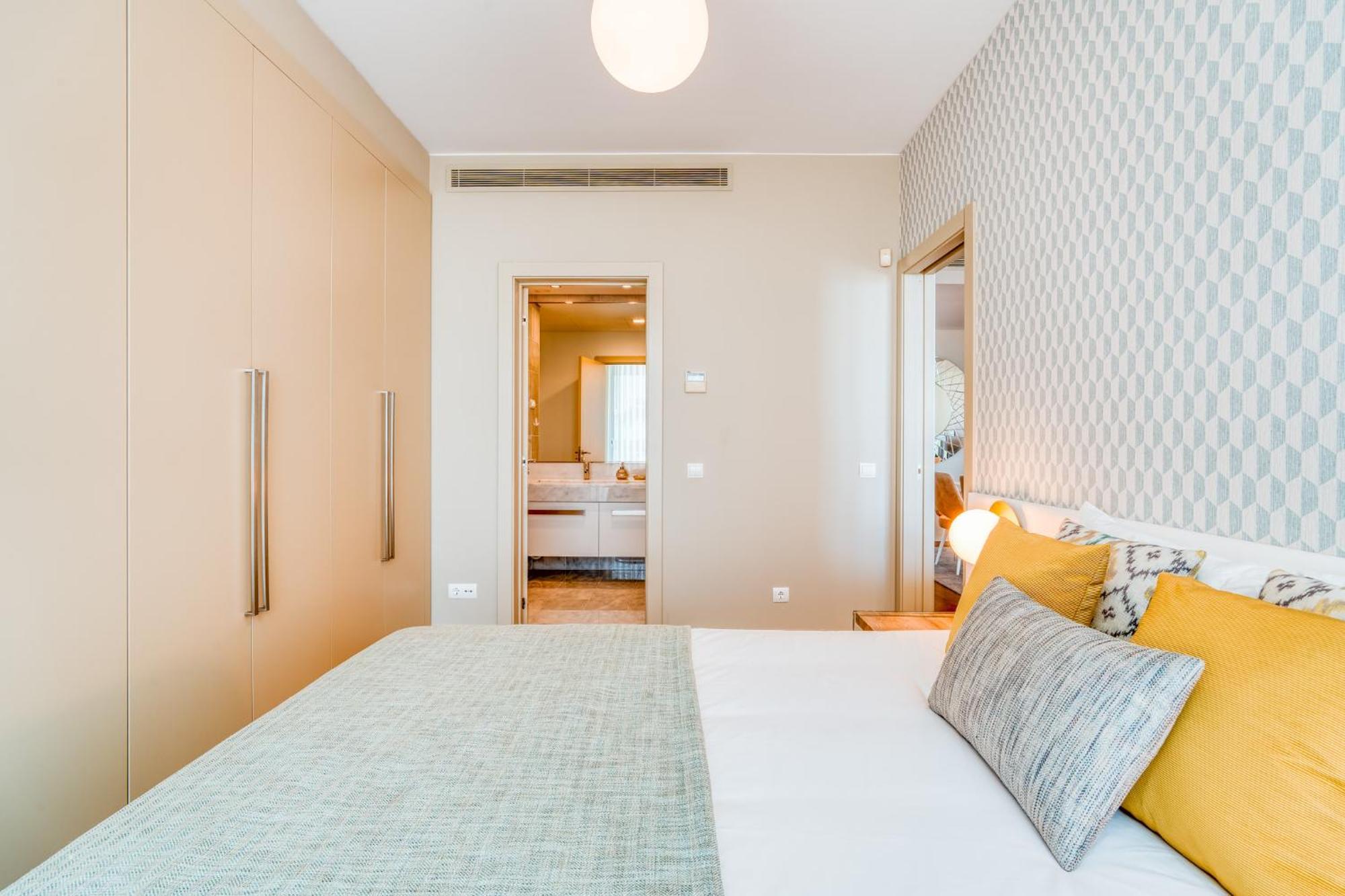 Cu - Sea View - 3 Pools - Ac - Free Park - Free Gym *