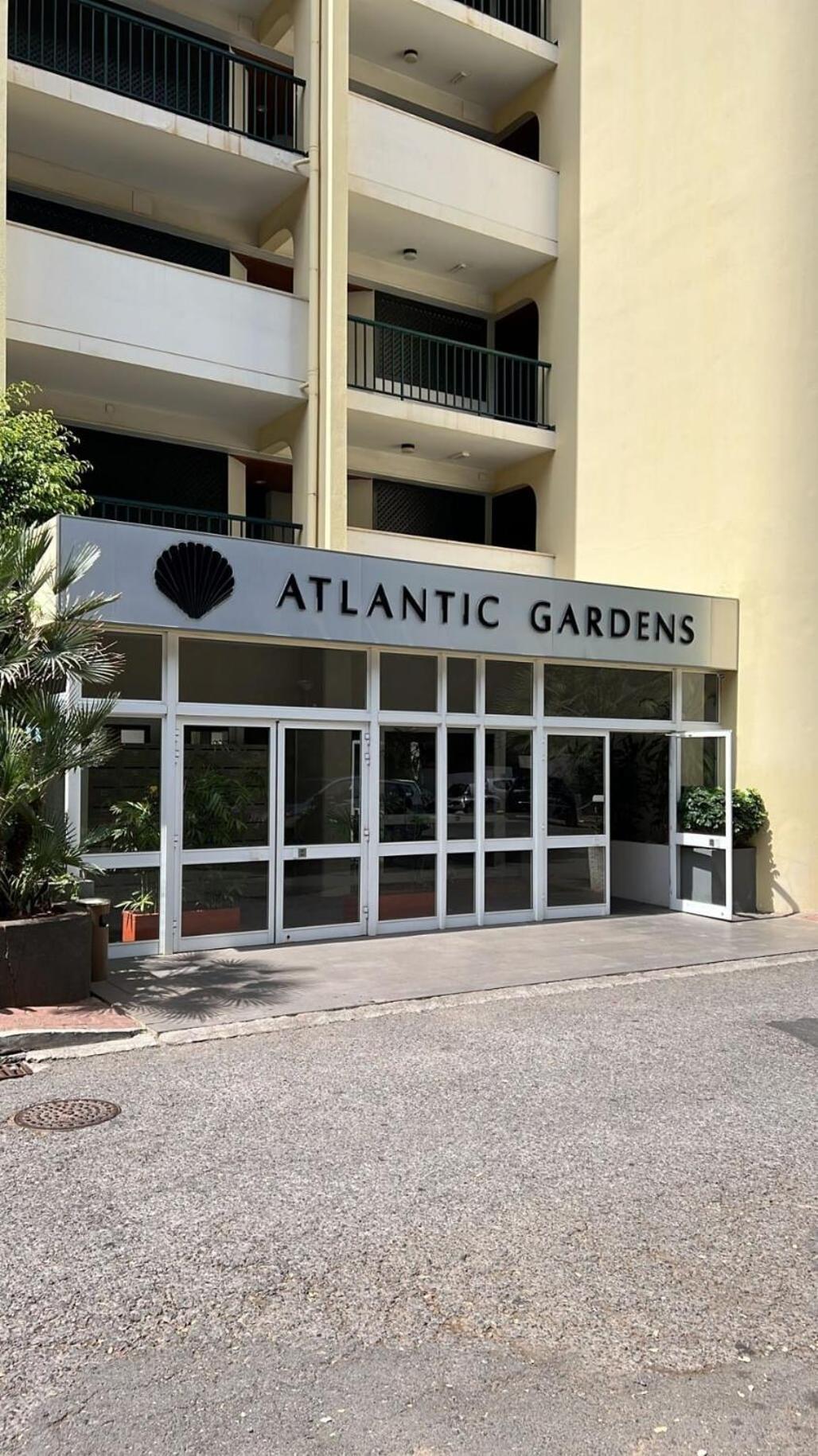 By The Atlantic 3-bedroom * Funchal (Madeira)