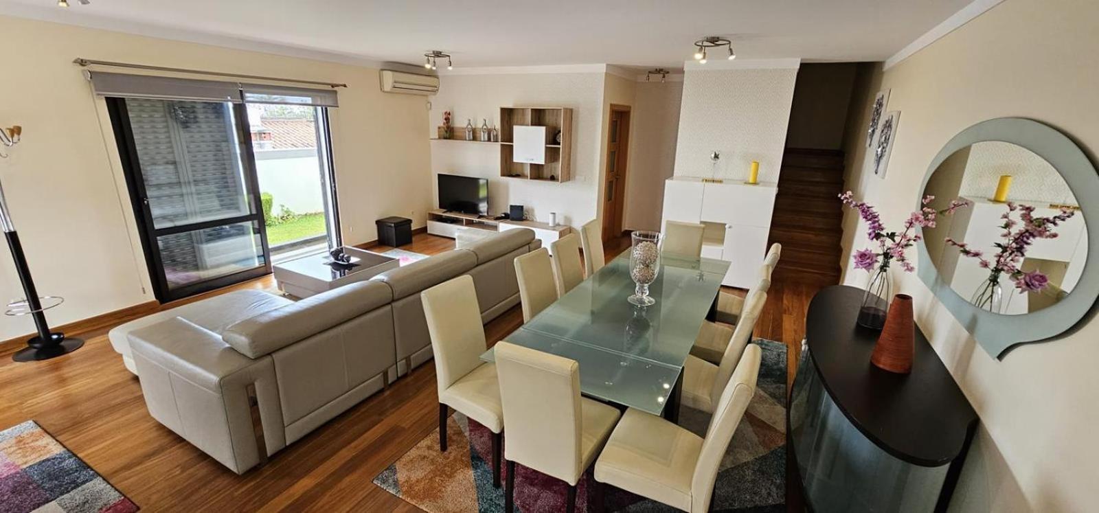 Ferienhaus Dos Saltos - Sea View, Parking, Ac & Barbecue *