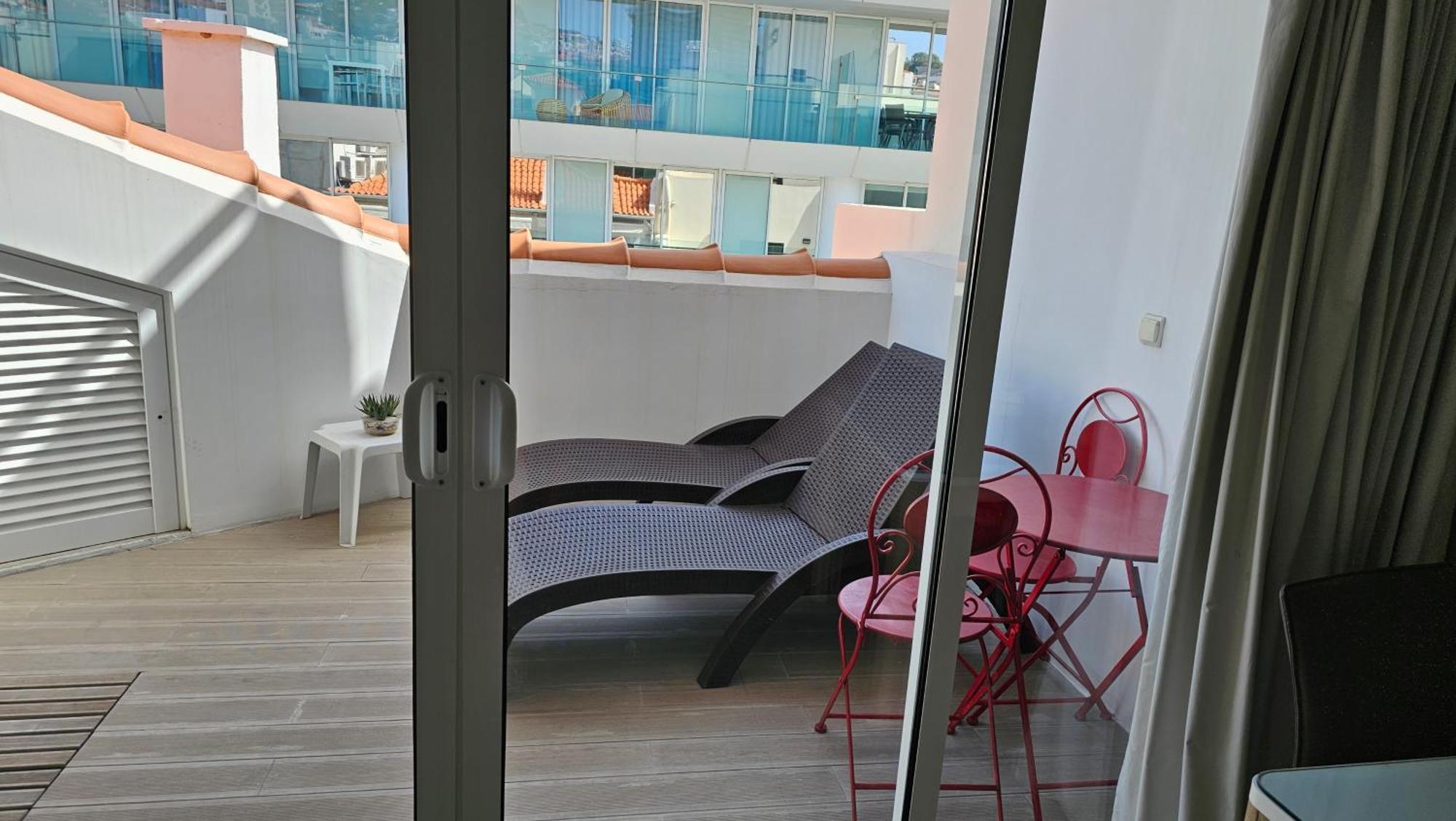 Canavial Terrace@heart Of Apartamento *