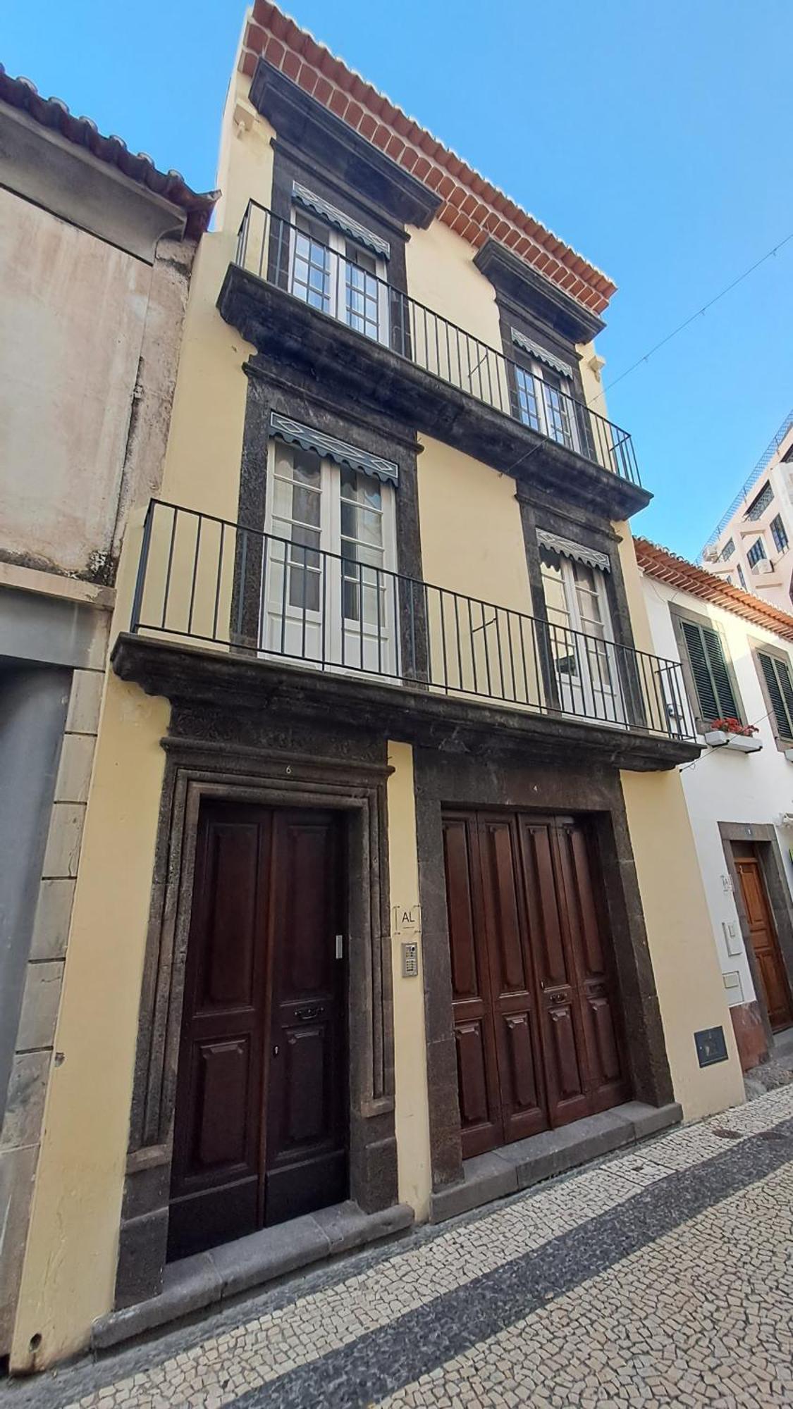 By Homing Funchal (Madeira)