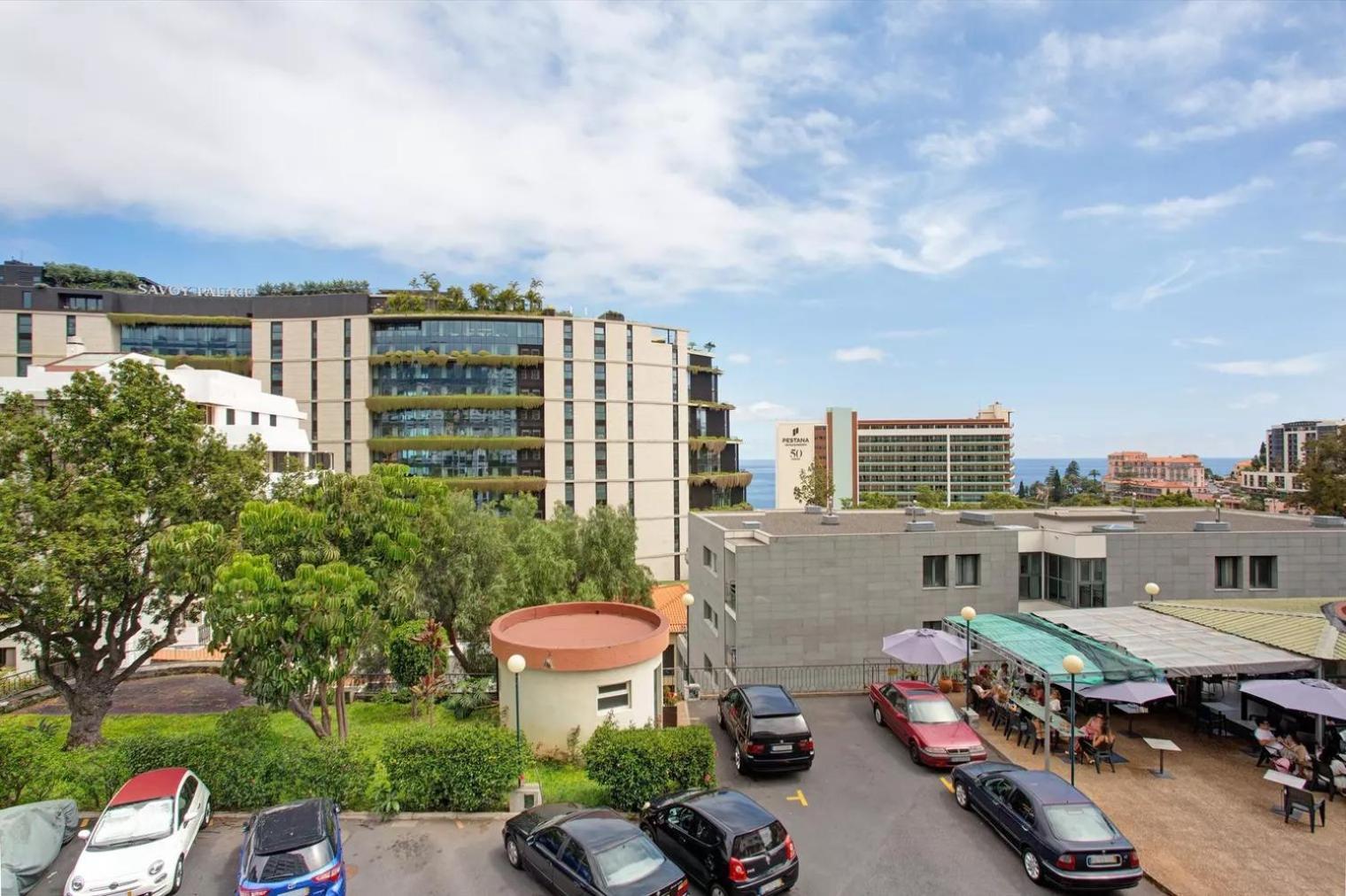 Living * Funchal (Madeira)
