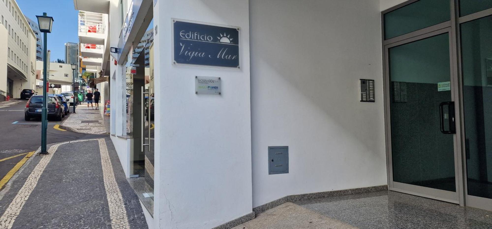 Ocean Pearl V Apartment