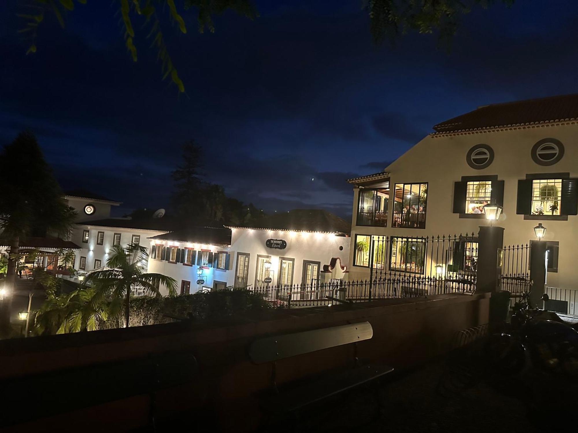 Casino With Sea View Appartement