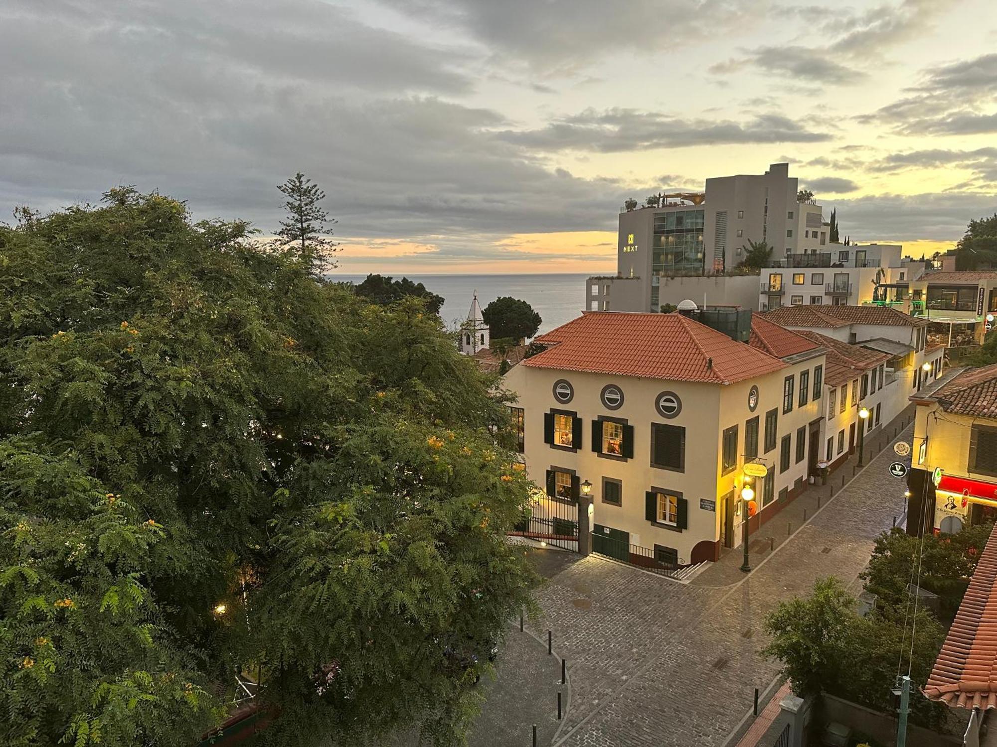 Casino With Sea View Apartment Funchal (Madeira)