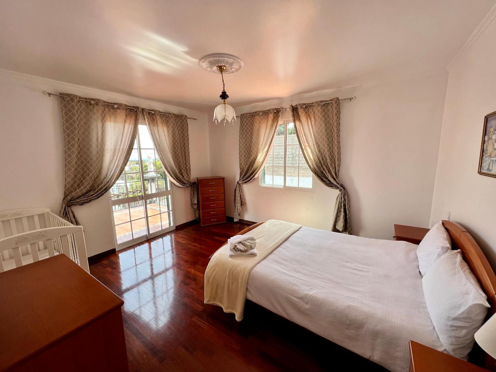 Classic Tranquil Madeiran 4-bedroom Villa