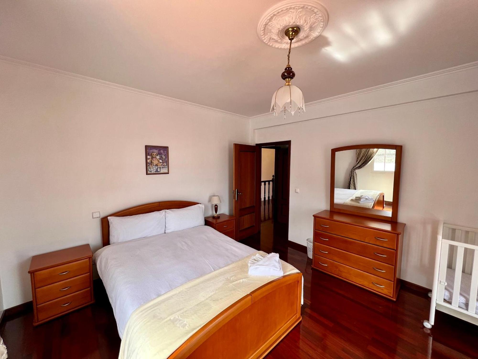 Classic Tranquil Madeiran 4-bedroom Villa *