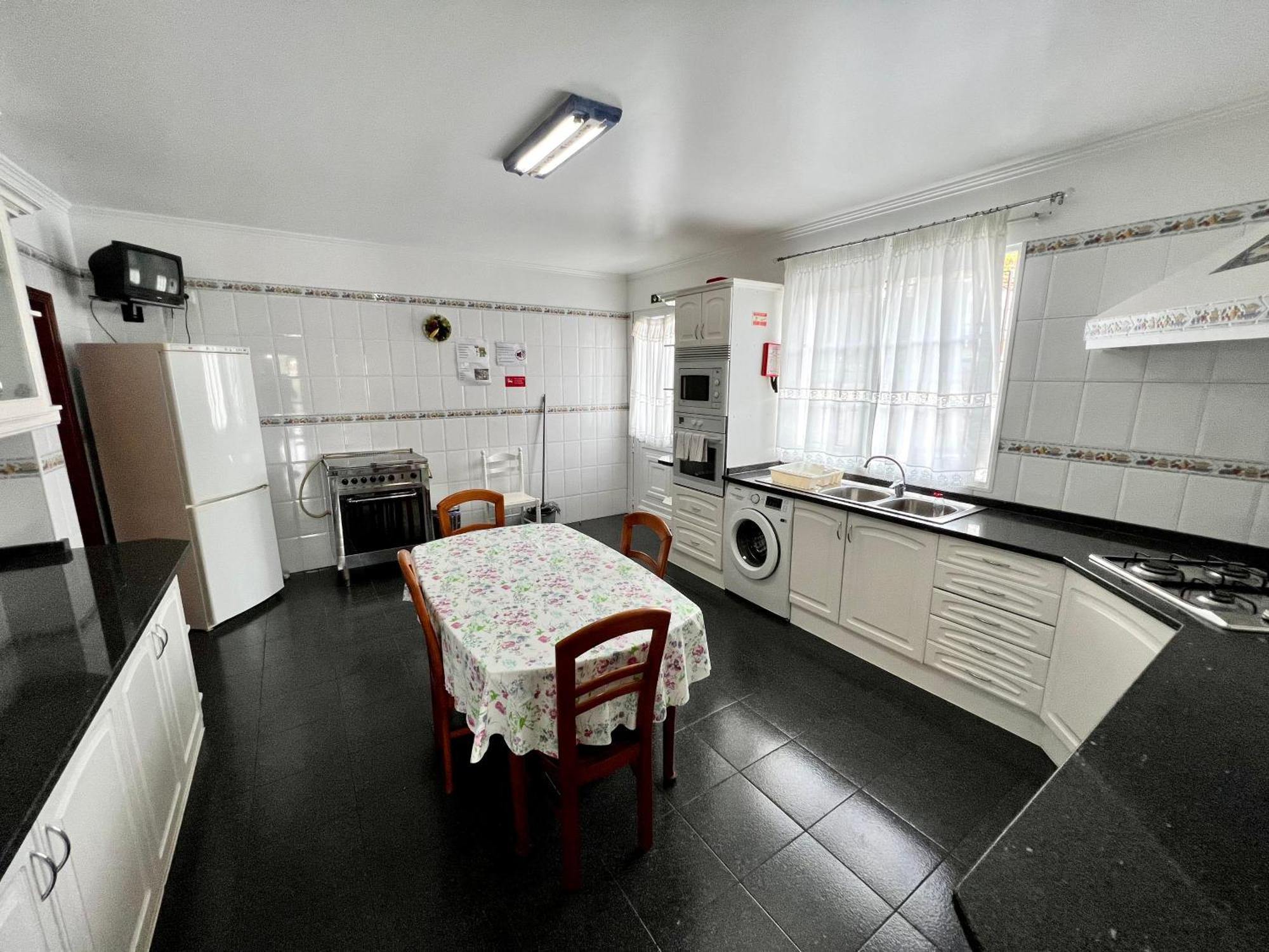 Classic Tranquil Madeiran 4-bedroom Funchal (Madeira)