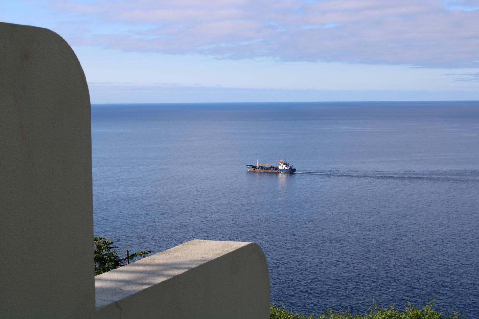 Sea Front House Casa de Férias