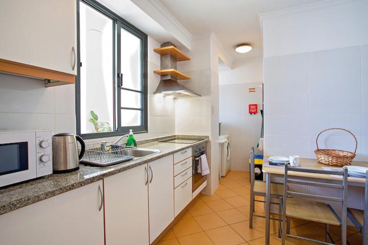 Apartament Mcr *