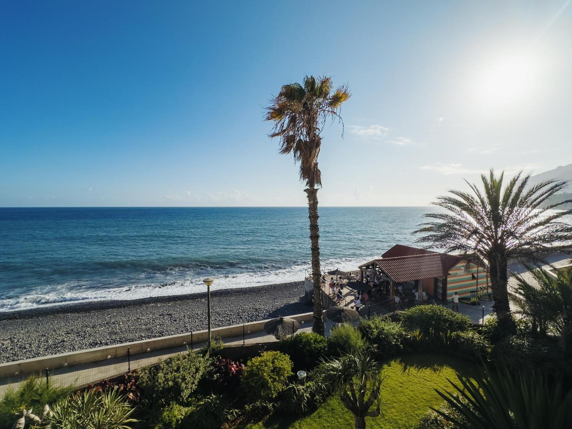 Tranquil Beachside - Atlantic Gardens