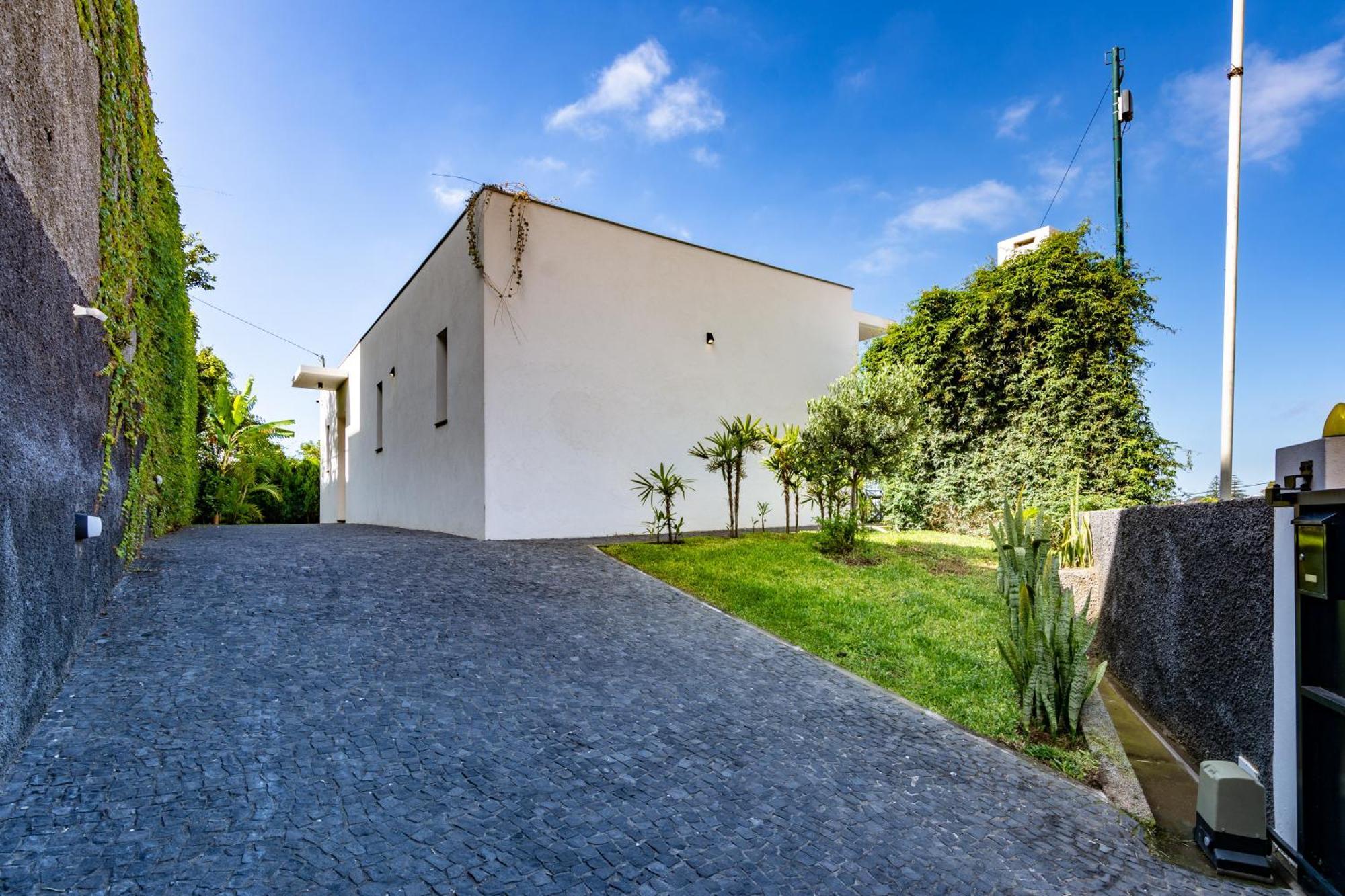Marmore Funchal (Madeira)