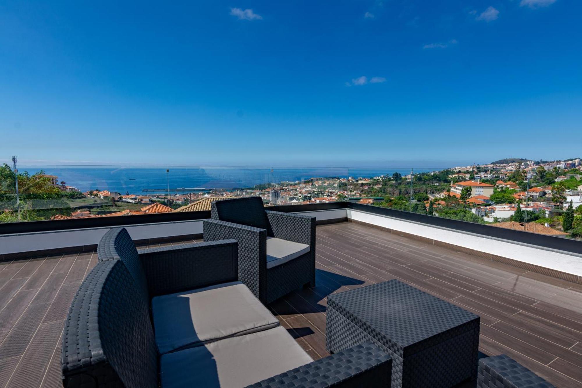 Marmore Funchal (Madeira)