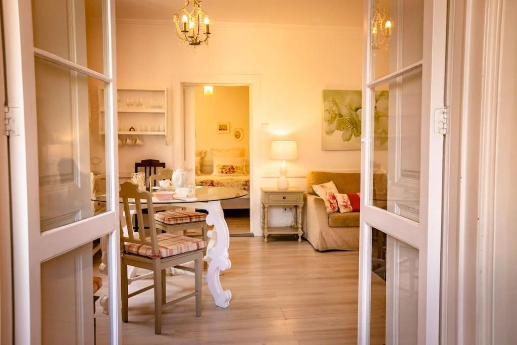 Private Pool Apt. With Great View Funchal (Madeira)