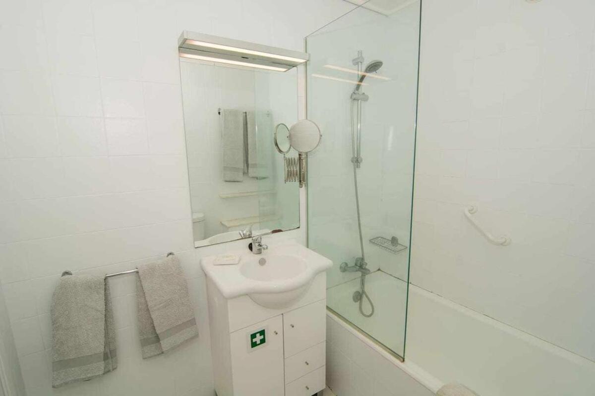 Apartment Cliff View Iii - Sea View + Pool + Wifi *