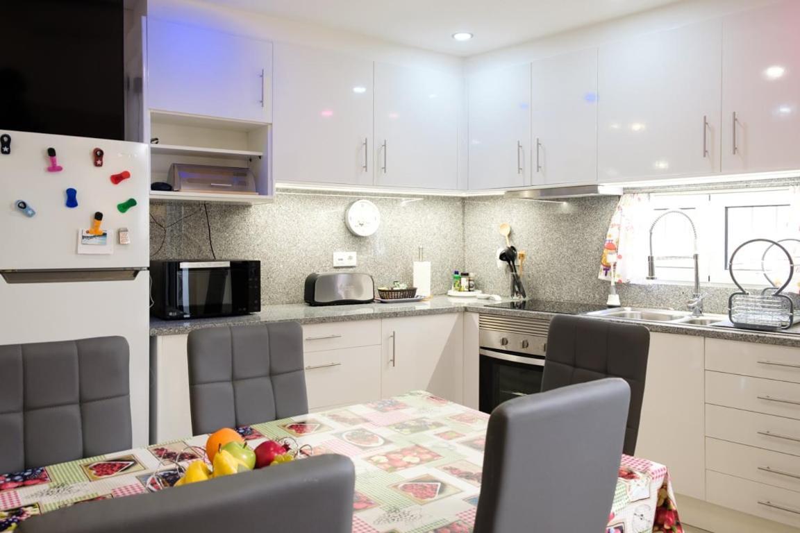 Casa de hóspedes Guestready - An Amazing Blue Ocean View