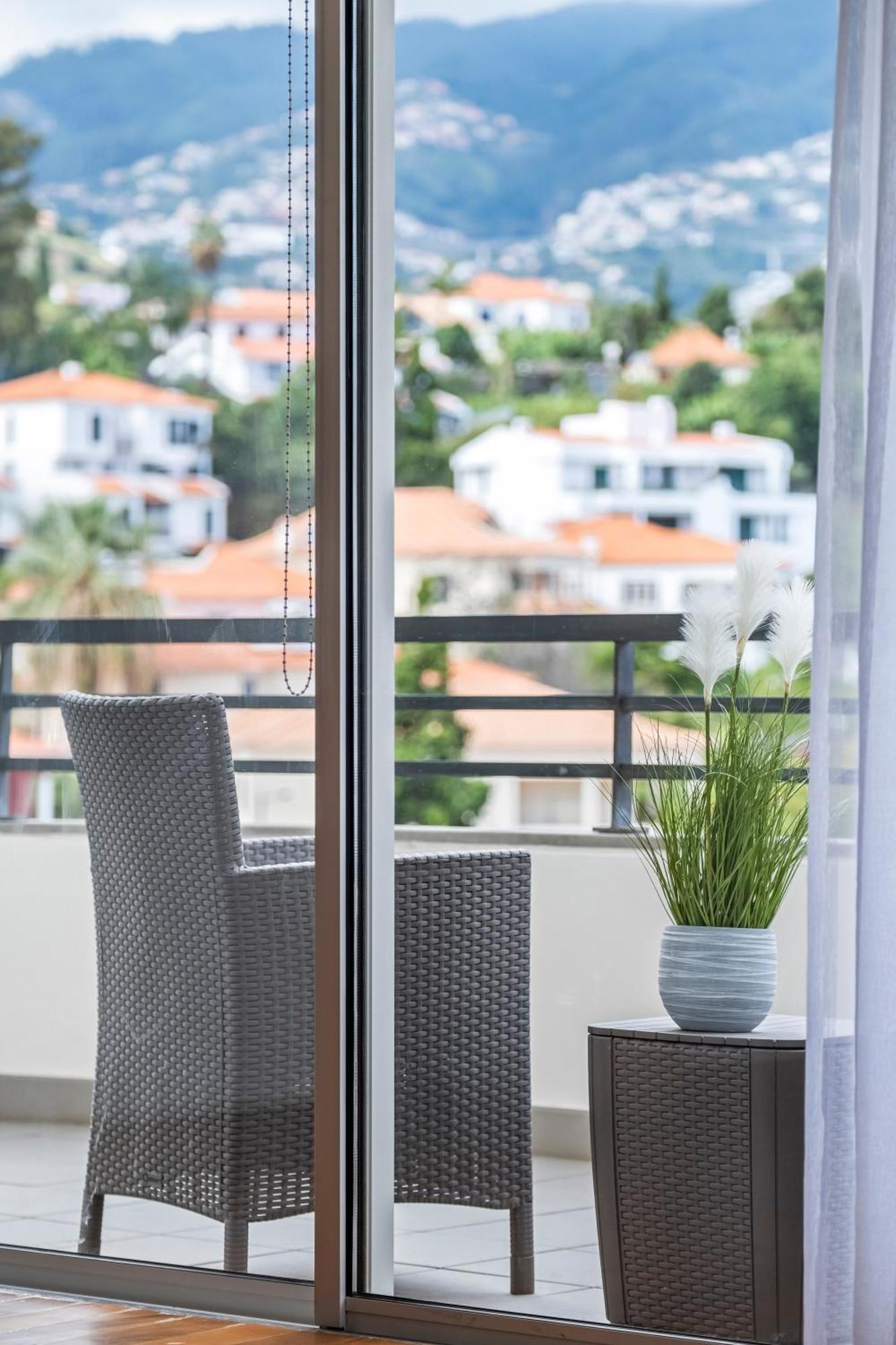 Sun Hills Panoramic Views * Funchal (Madeira)