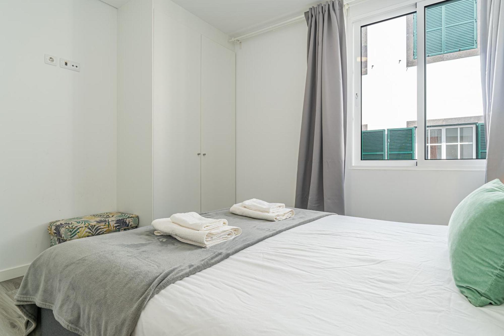 Tanoeiros Apartment *