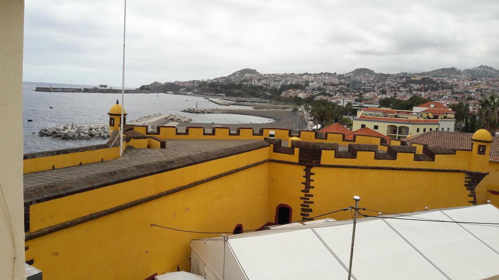 Casa Zona Velha - Caetano * Funchal (Madeira)