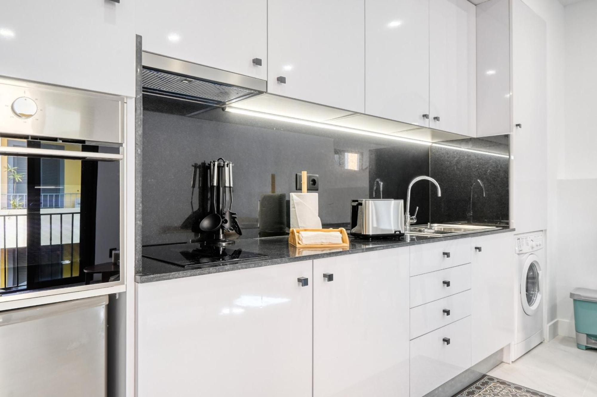 Apartment Beco Santa Emilia 2i, A In Madeira
