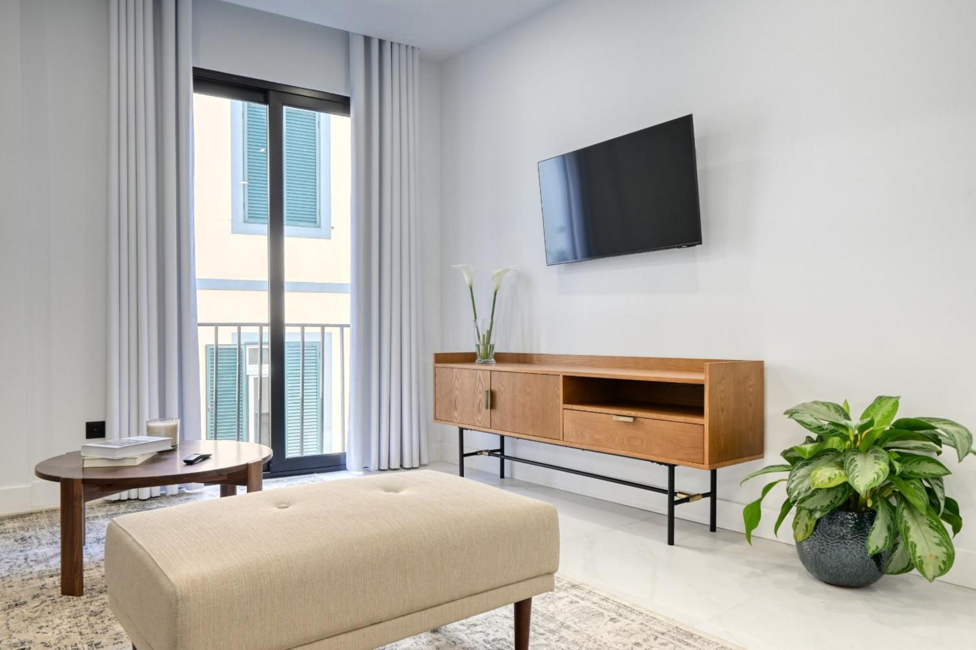 Apartment Beco Santa Emilia 2i, A In Madeira *