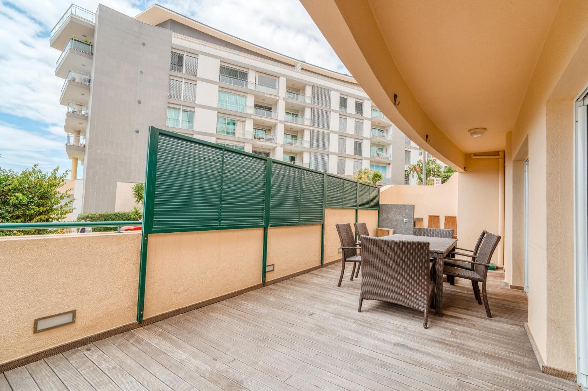 Pakisa - Three Bedroom Apartment Funchal (Madeira)
