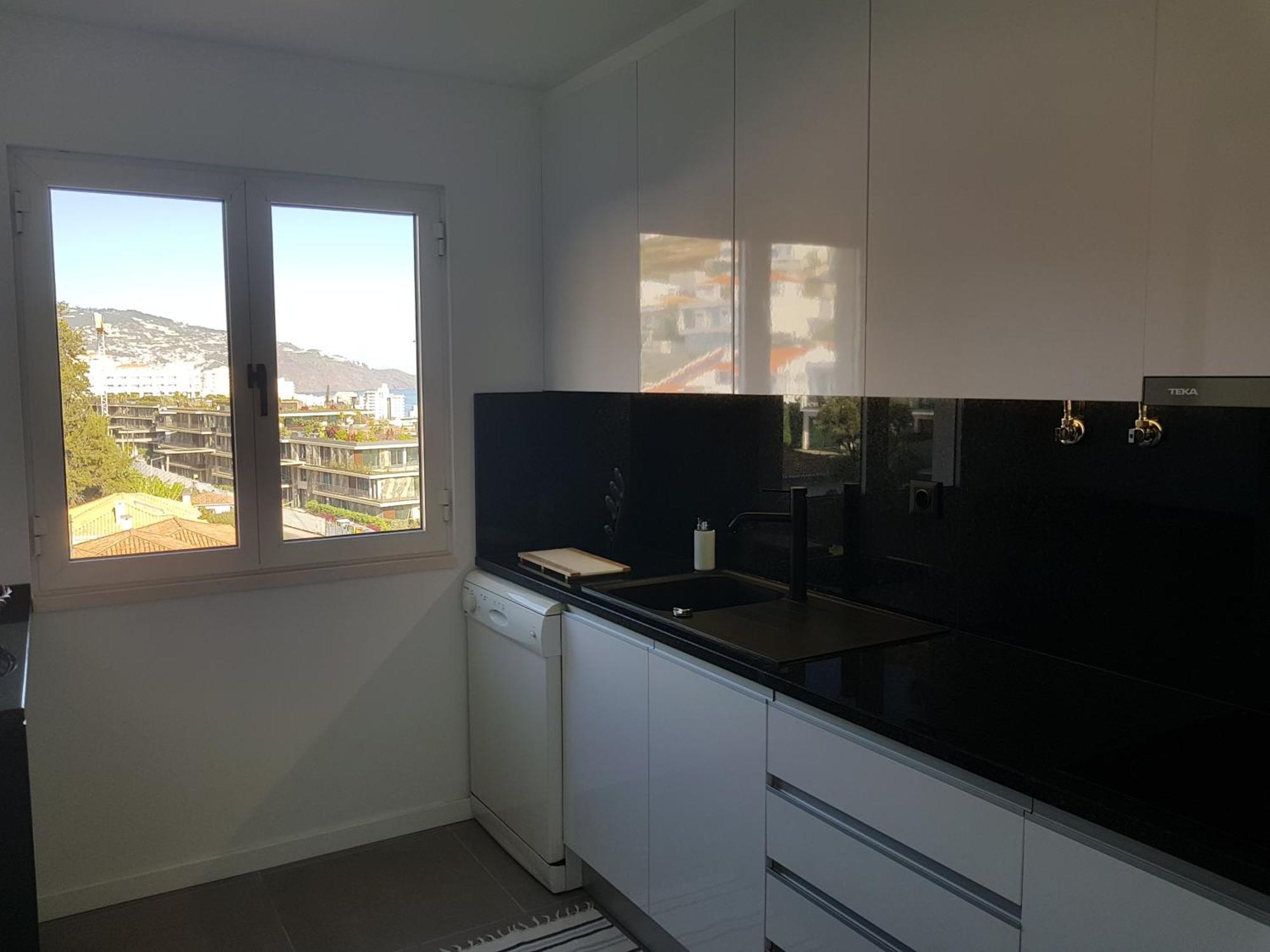 Apartment The Sunrise Of Your Dreams With Total Ocean View With New Modern Kitchens