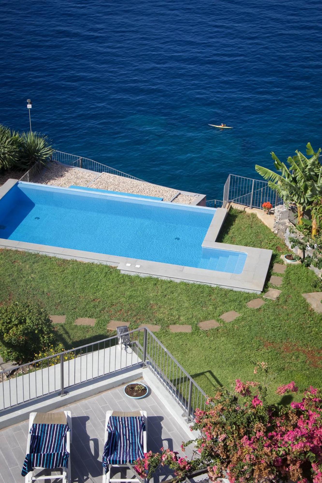 Irlandas Seaside Villa Funchal (Madeira)