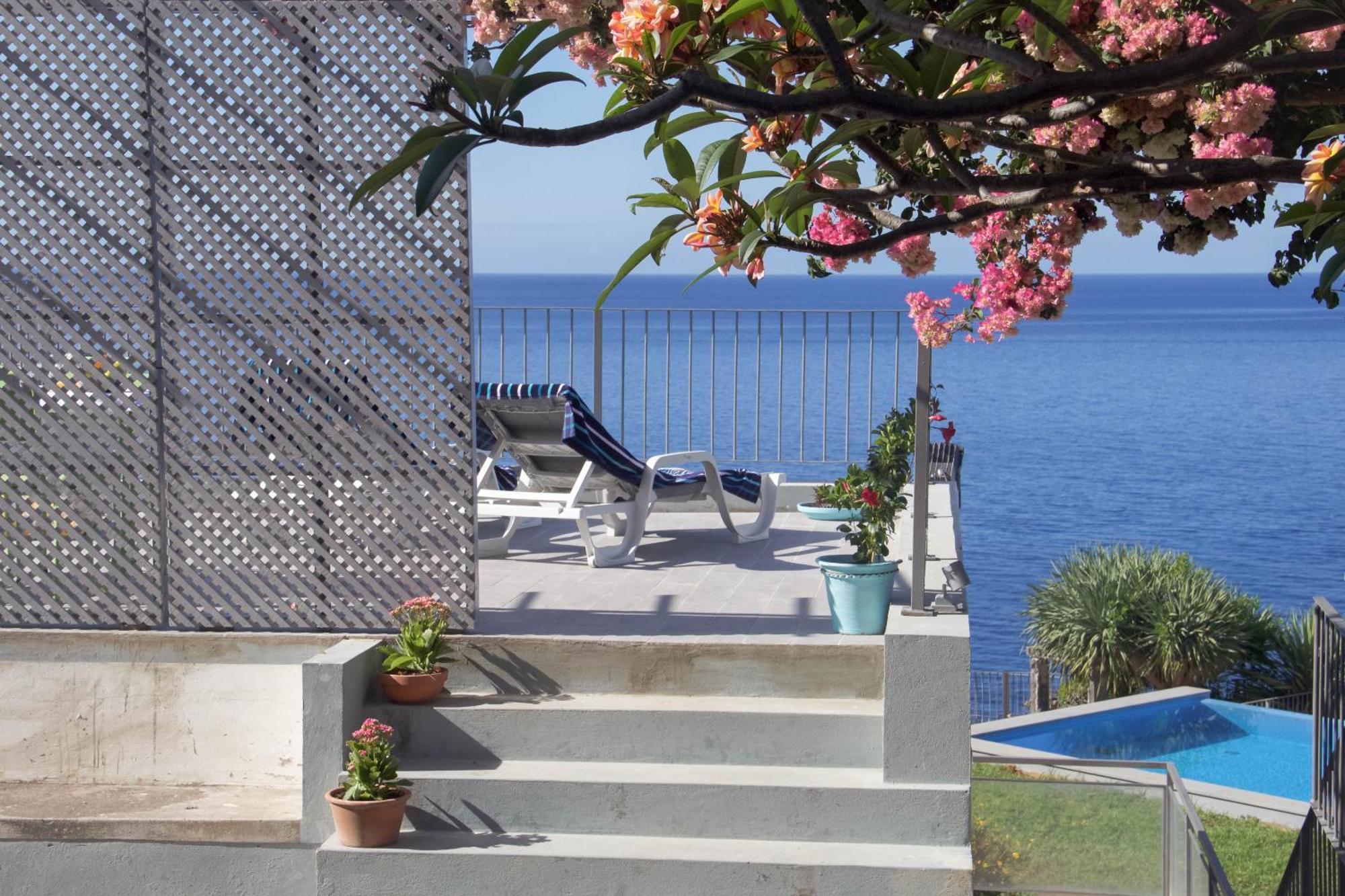 Irlandas Seaside * Funchal (Madeira)