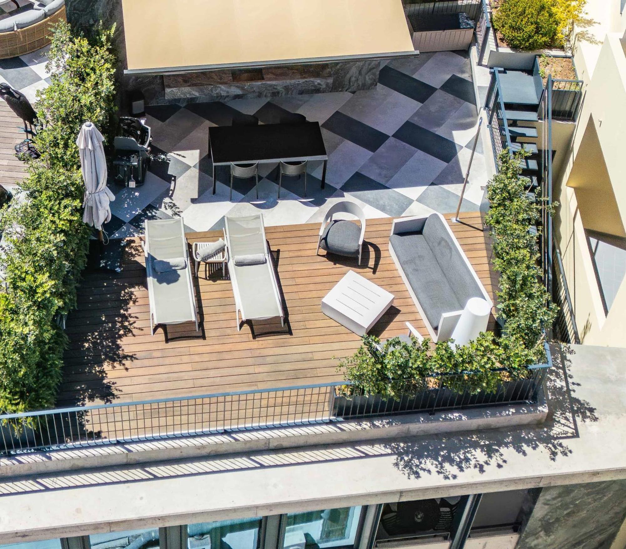 Terrace, Grill & Infinity Pool At Savoy Insular