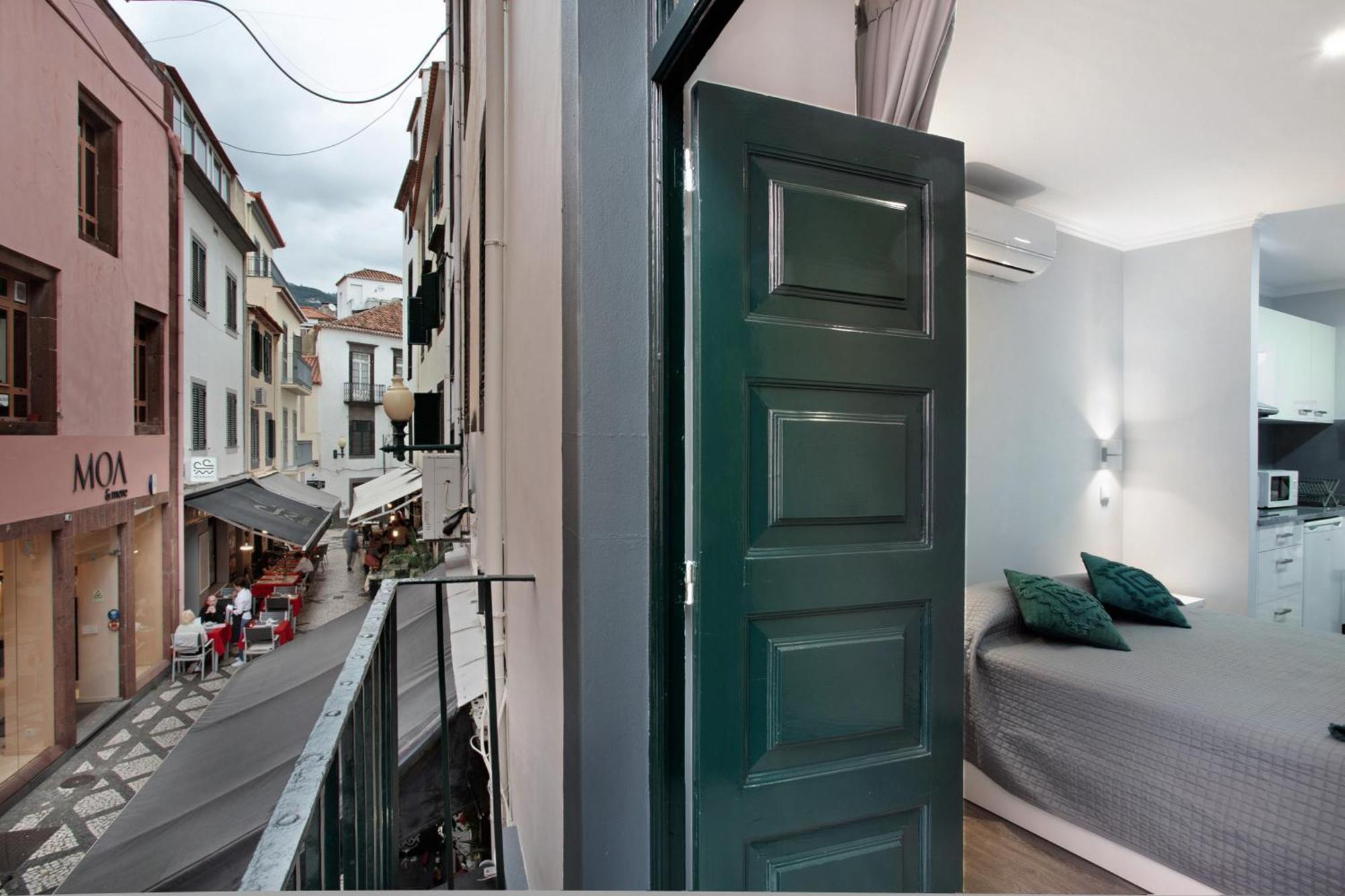 Familia Doria Nobrega Estudio Apartment