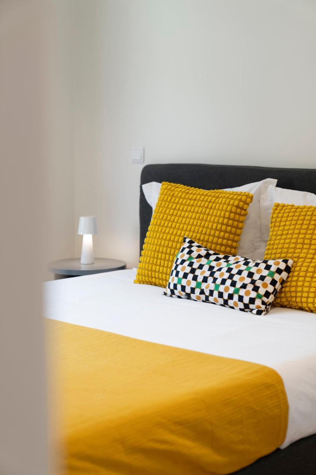 Golden By An Island Appartement *