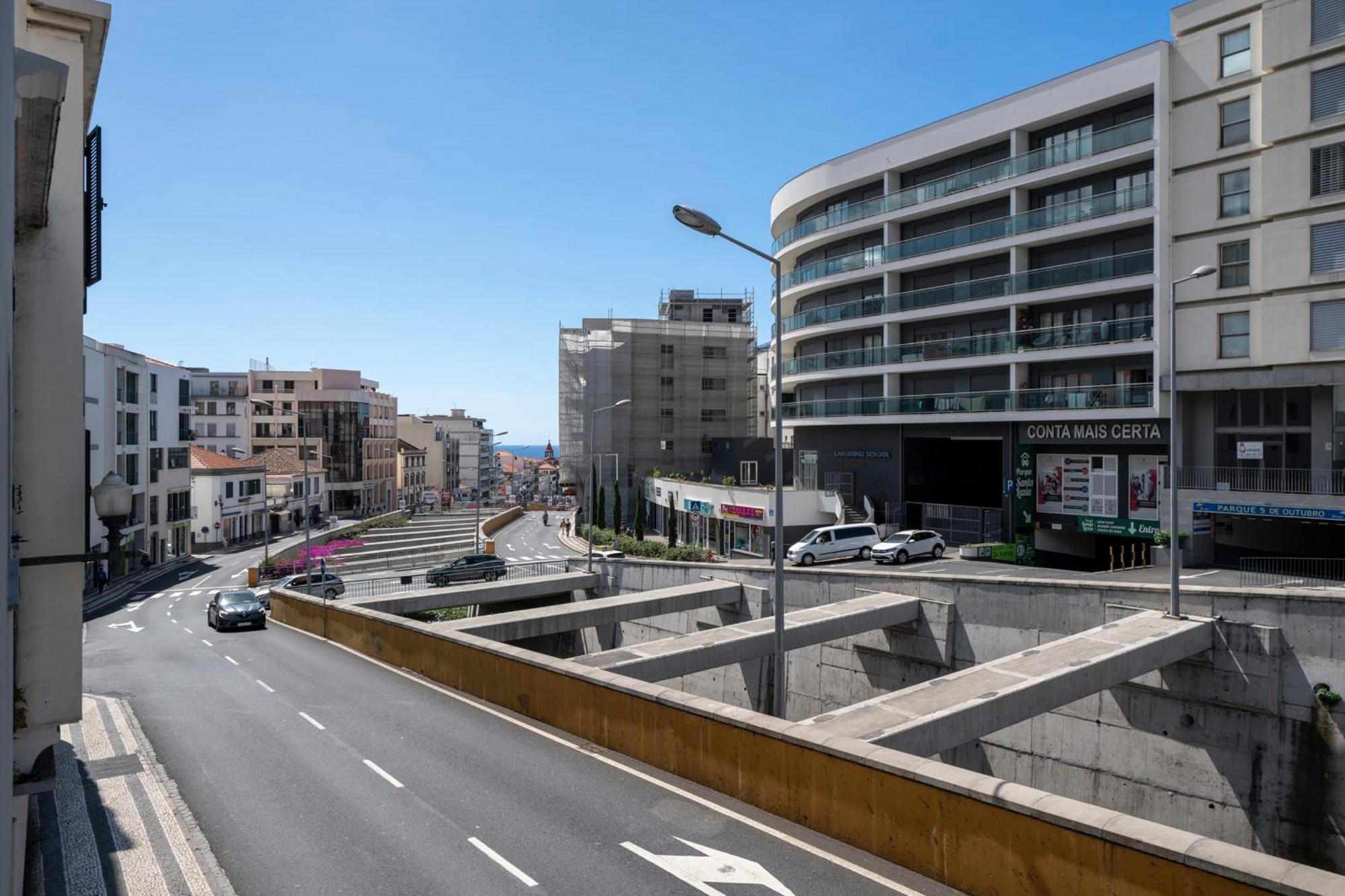 Golden By An Island Apartment Funchal (Madeira)