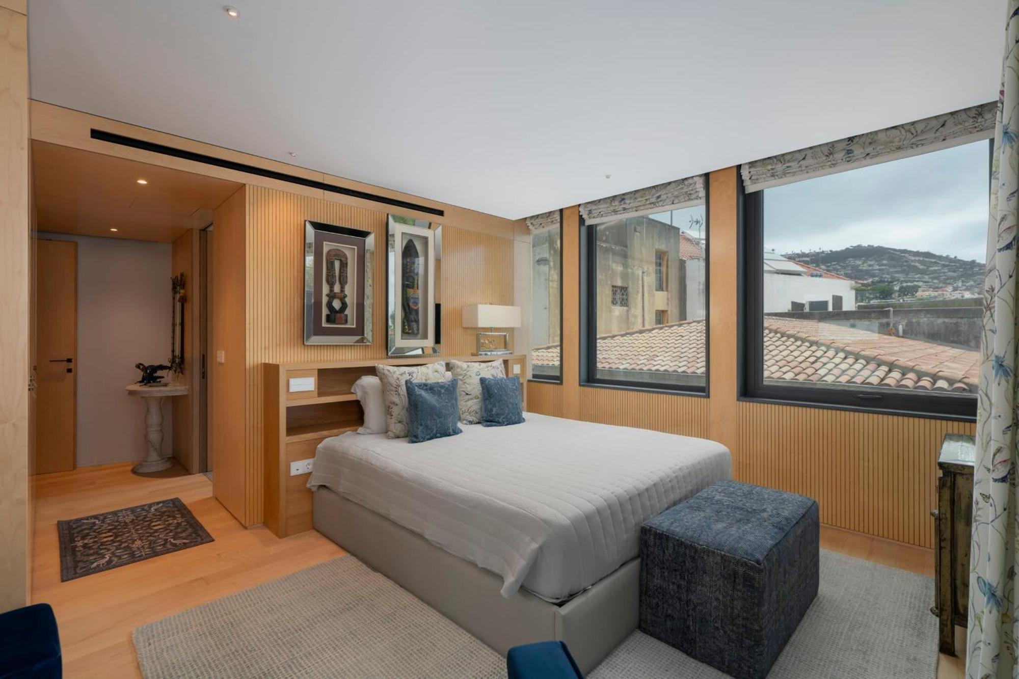 Apartment Savoy Insular Iv By An Island Apart *