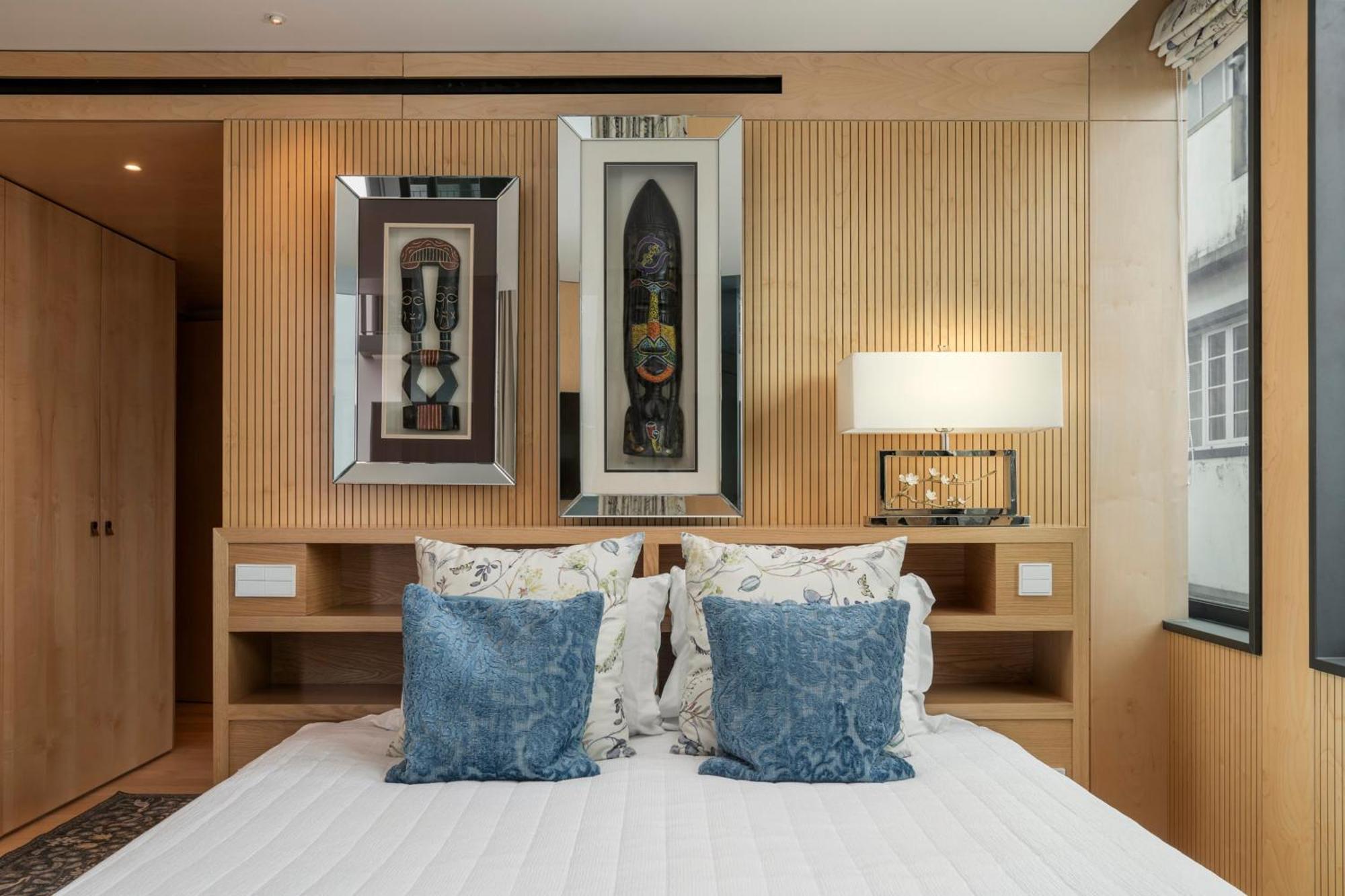 Savoy Insular Iv By An Island Apart Apartment