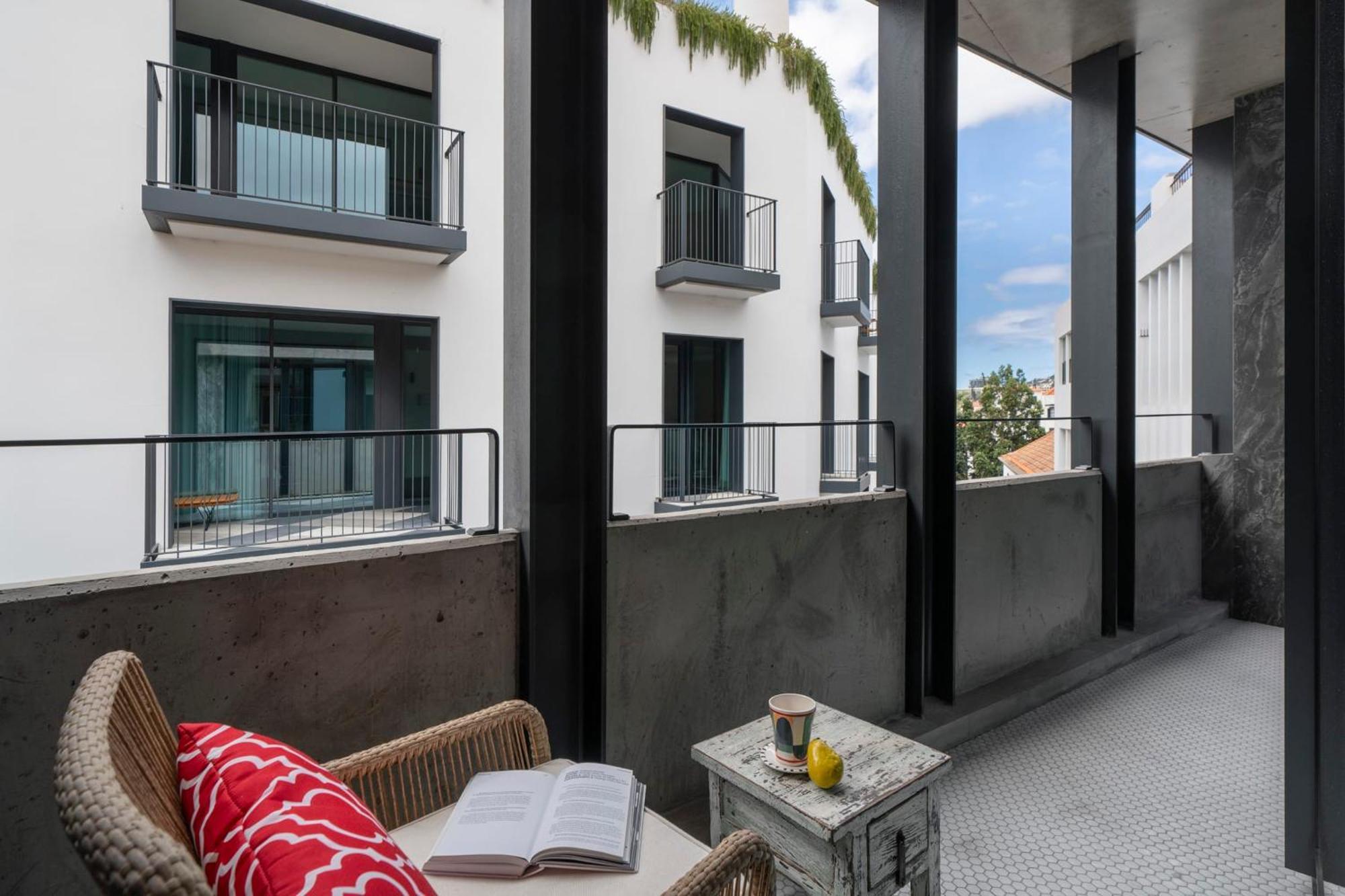 Apartment Savoy Insular Iv By An Island Apart Funchal (Madeira)
